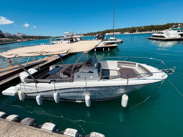 Motorboot mit oder ohne Skipper Jeanneau mieten in Mahón