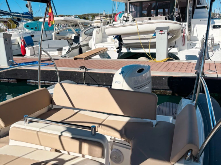Motorboot mieten in Mahón zum besten Preis