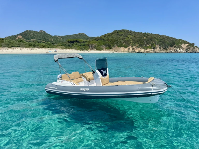 Vermietung Schlauchboot Salpa mit Führerschein