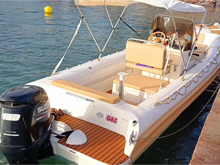 Ein Gommonautica Gommonautica G65 mieten in Playa Sa Punta