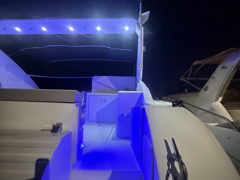 Bootsverleih Trojan Carver 440 Terracina Samboat
