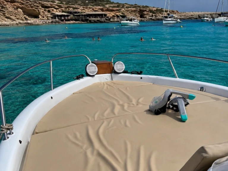 YachtCharter in San Antonio Port - MLS BOATS MLS 705 BP auf SamBoat