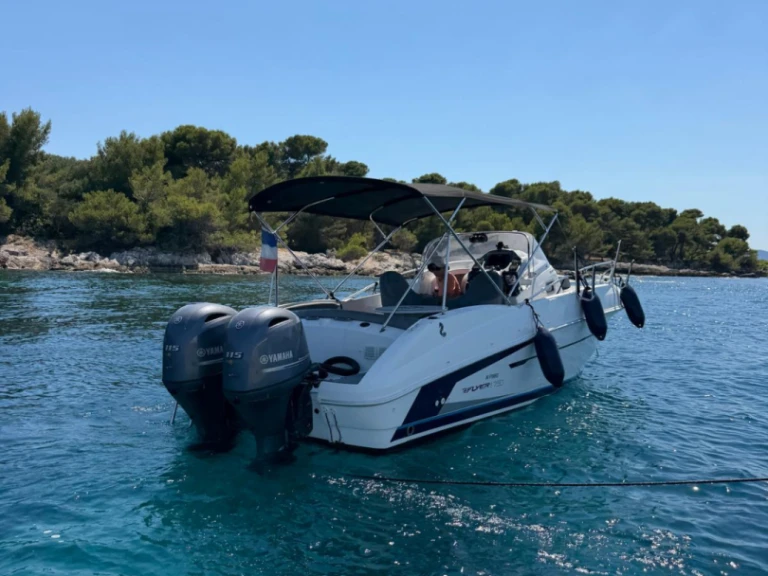 Motorboot mieten in Mandelieu-la-Napoule zum besten Preis