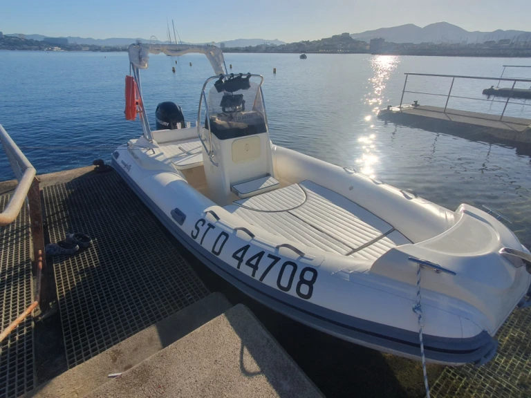 Vermietung Schlauchboot Nuova Jolly mit Führerschein