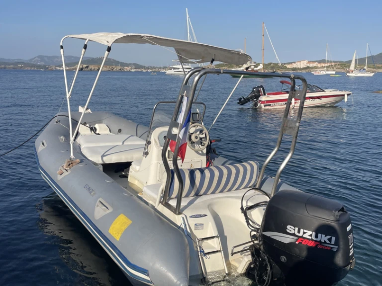 Ein Zodiac Medline I mieten in Six-Fours-les-Plages