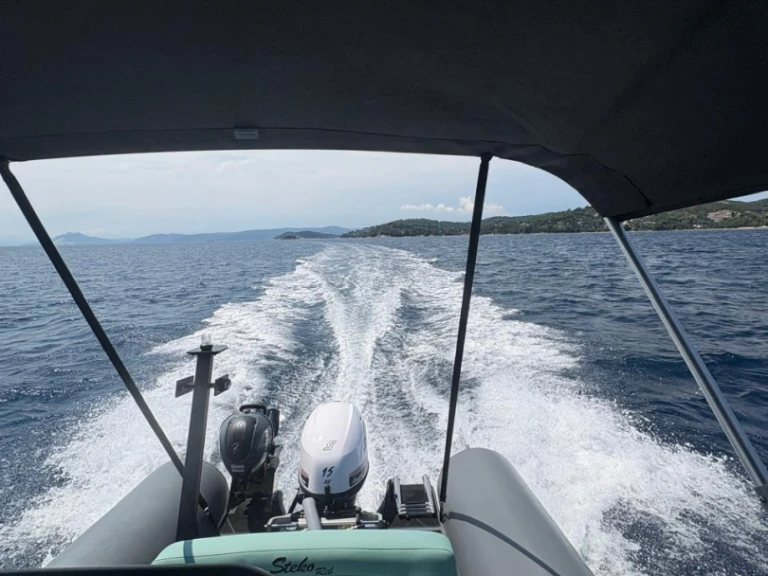 Schlauchboot mieten in Skiathos zum besten Preis