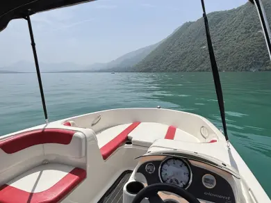 YachtCharter in Grand Port d'Aix-les-Bains - Bayliner Bayliner 180 Element XL auf SamBoat