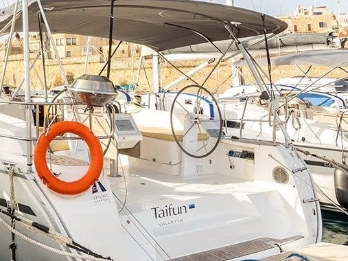 YachtCharter in Kalkara - Bavaria Bavaria 46 auf SamBoat