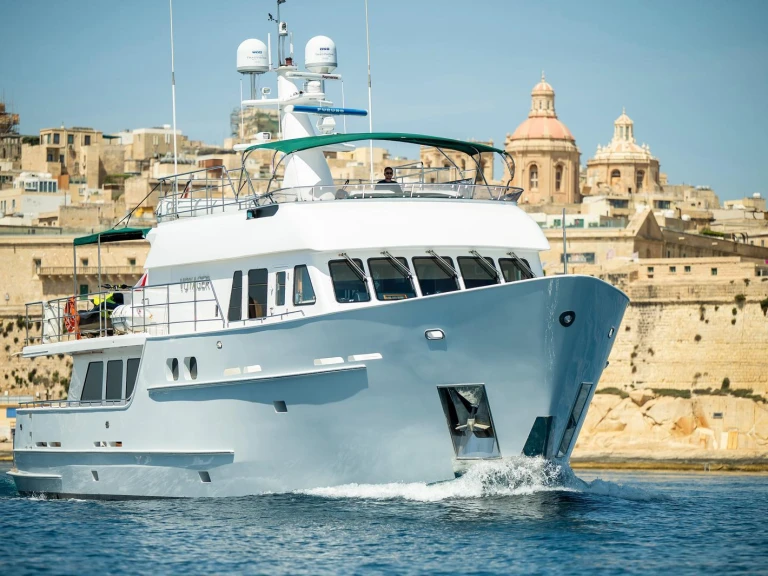 Seaton Yachts VOYAGER 84 mieten Kalkara