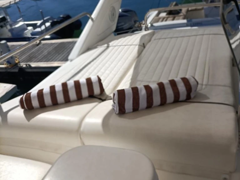 Ein Azimut Azimut 40 mieten in Porto-Vecchio