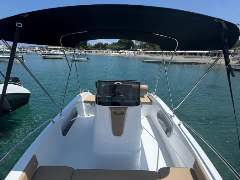 Ein Aquabat Sport Line 19 mieten in Giardini-Naxos
