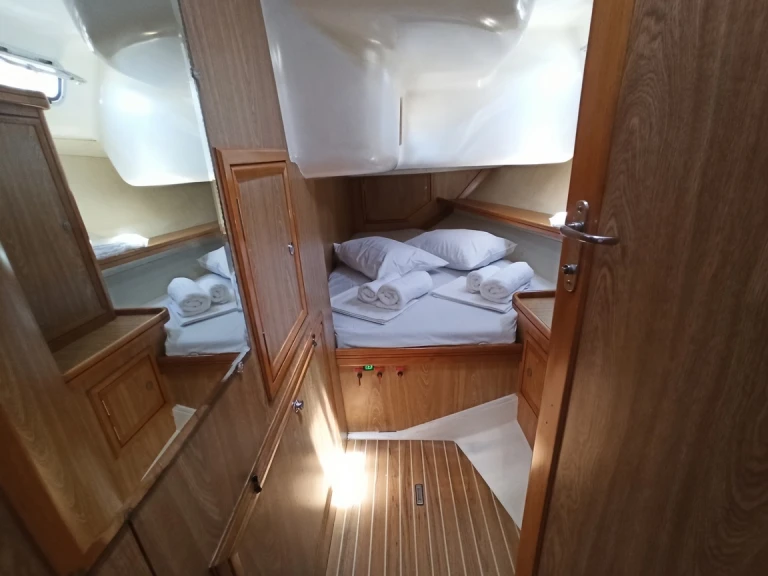 Ocean Yachts Ocean Star 51.2 mieten Kalamata