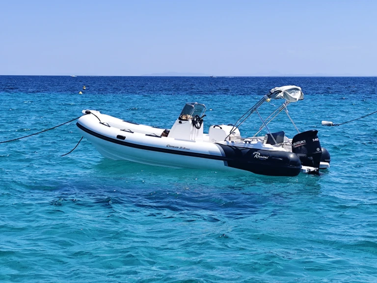 YachtCharter in Porto-Vecchio - Zodiac Medline auf SamBoat