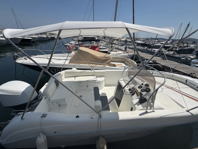 Motorboot mieten in Sainte-Maxime zum besten Preis