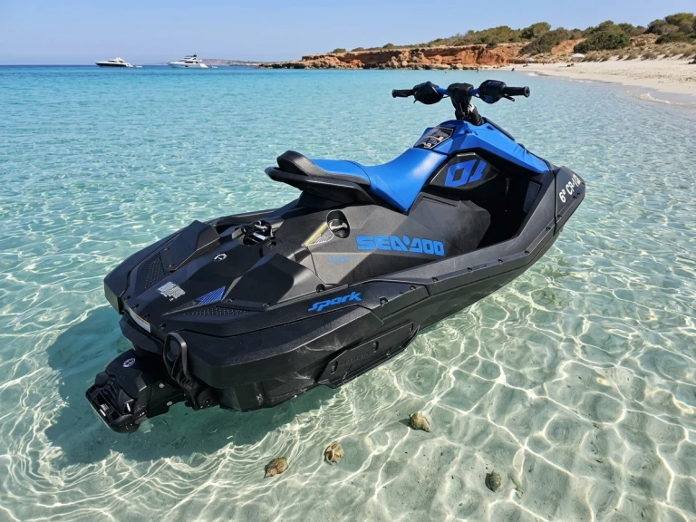Jetski mieten in Marina Ibiza zum besten Preis