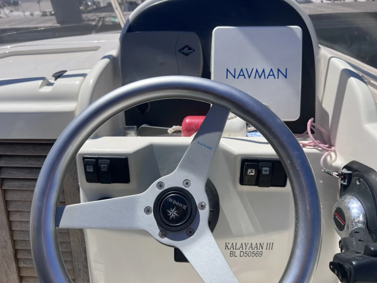 Motorboot mit oder ohne Skipper Jeanneau mieten in Les Issambres