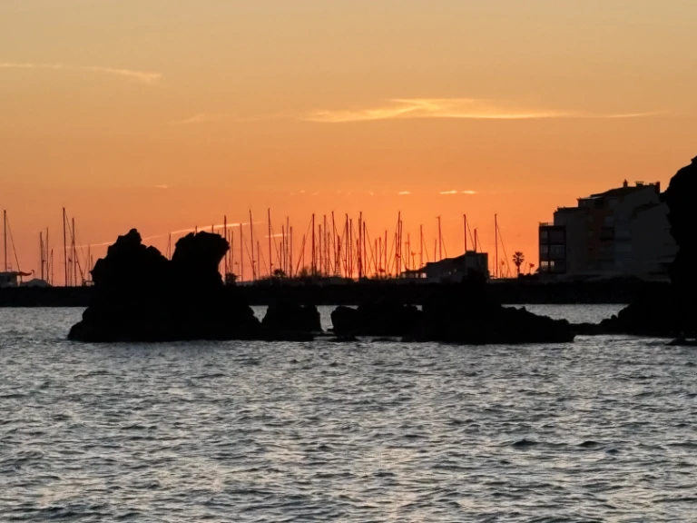 Motorboot mieten in Le Cap d'Agde zum besten Preis