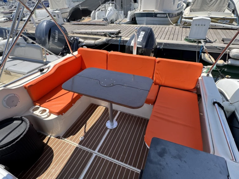 YachtCharter in Marseille - Quicksilver Activ 755 Sundeck auf SamBoat