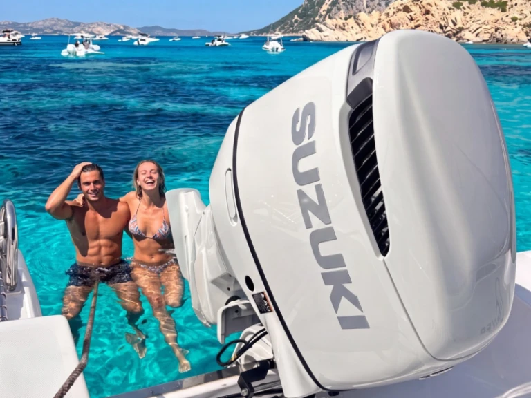 Motorboot mit oder ohne Skipper Saver mieten in Italien