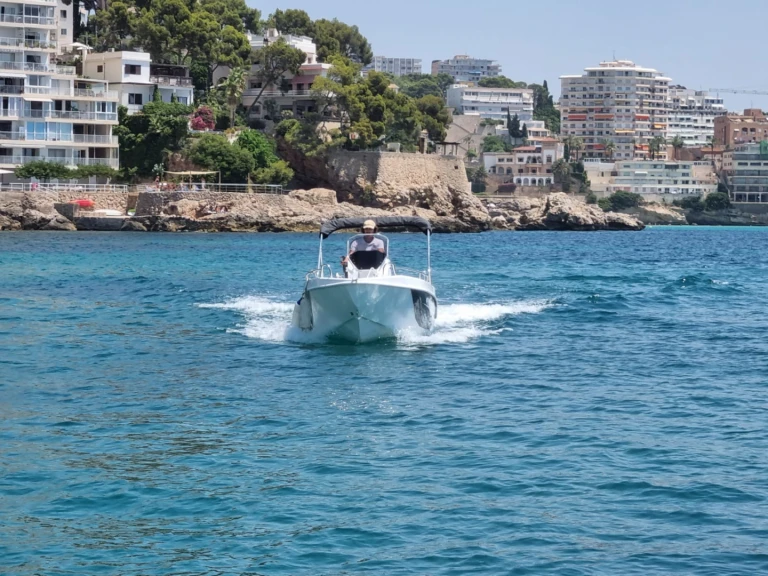 Motorboot mit oder ohne Skipper Trimarchi mieten in Palma de Mallorca