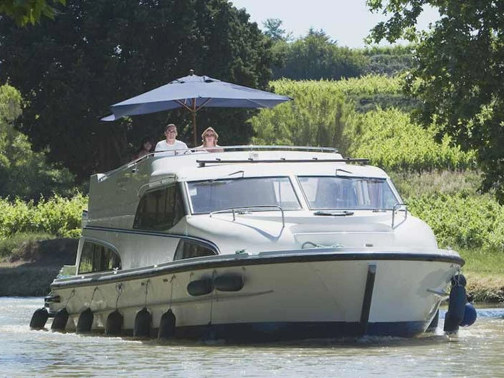 Ein Le Boat Mystique mieten in Saint-Gilles du Gard