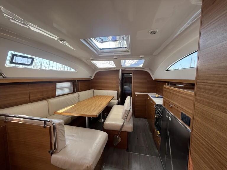 Elan Impression 45.1 mieten Pula