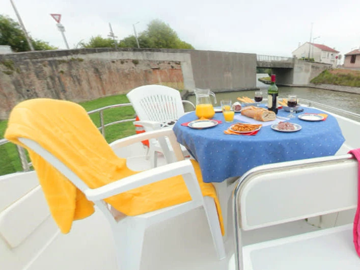 Motorboot mit oder ohne Skipper Le Boat mieten in Castelnaudary