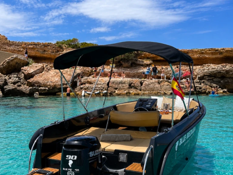 Motorboot mit oder ohne Skipper Mareti mieten in Ibiza Town