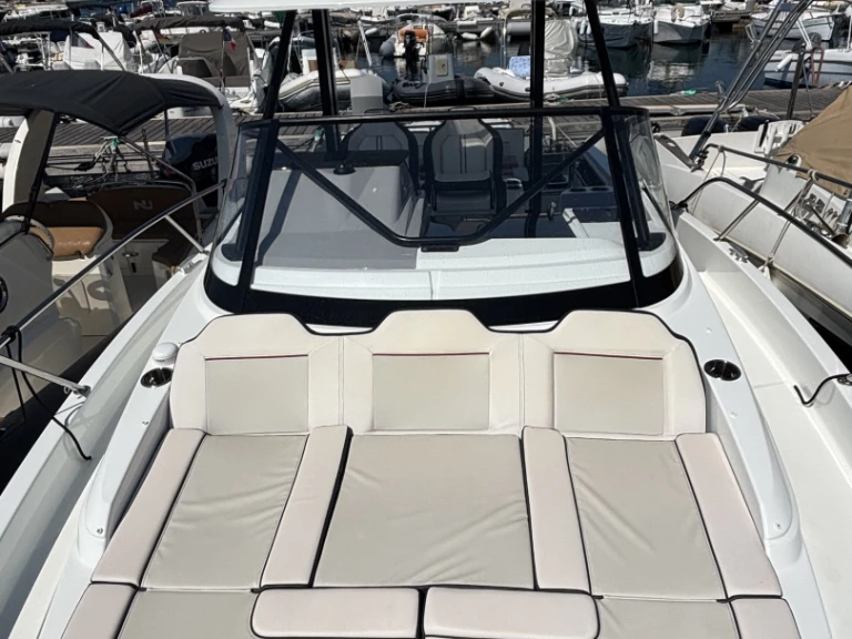 Motorboot mieten in Les Issambres - Jeanneau Cap Camarat 9.0 WA