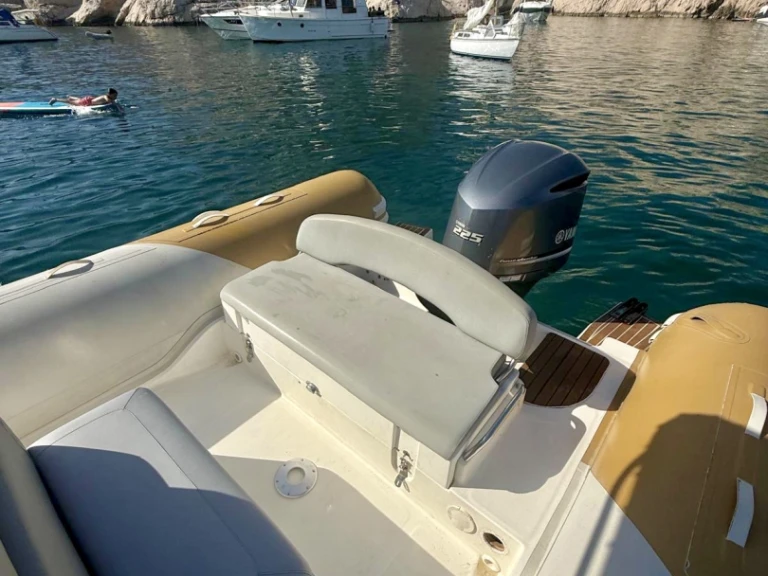 Bootsverleih Capelli Capelli 900 Sun Marseille Samboat