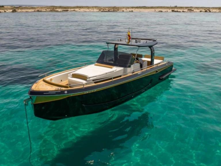 Boot mieten Marina Botafoch günstig 12 Classic