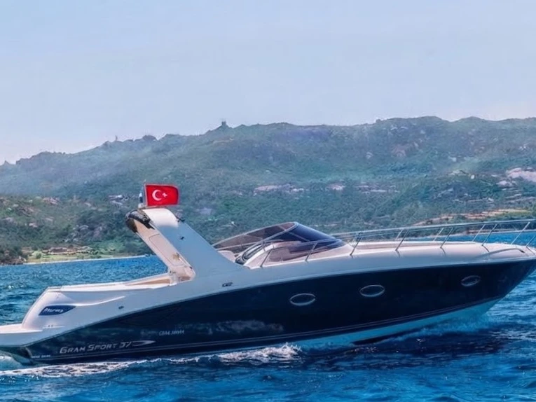 Mano Marine Mano Marine 37 Grand Sport mieten Fethiye