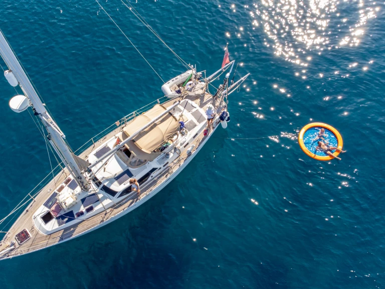 Segelboot mit oder ohne Skipper Oyster Marine mieten in Porto San Paolo