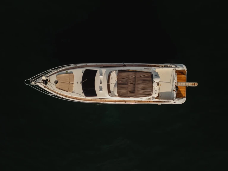 Custom Made custom mieten Bahía de Cartagena de Indias