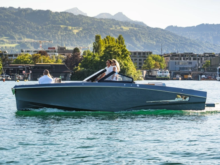Motorboot mit oder ohne Skipper GANZ Boats mieten in Zürich