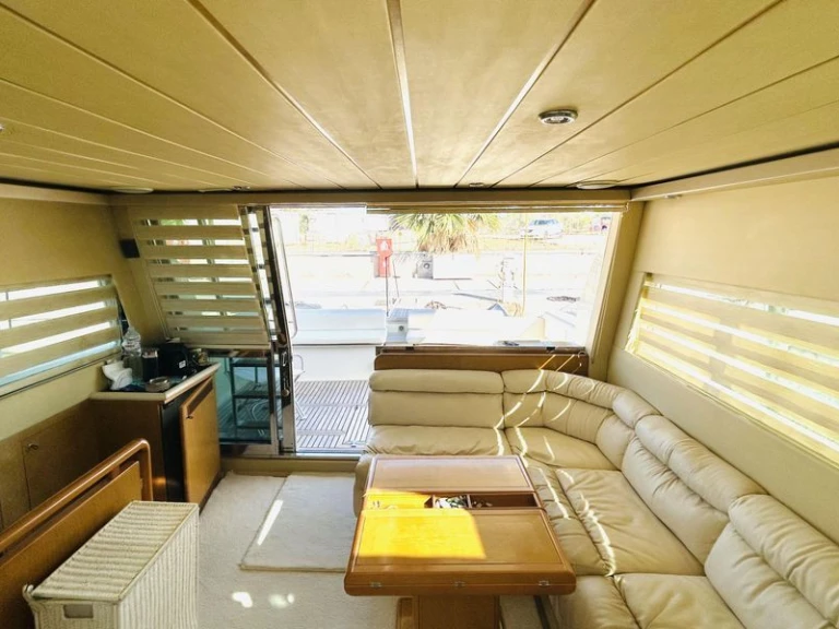 Yacht mieten in Saint-Raphaël - Ferretti Altura 45 Fly