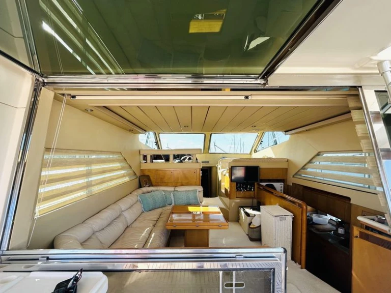 Bootsverleih Ferretti Altura 45 Fly Saint-Raphaël Samboat
