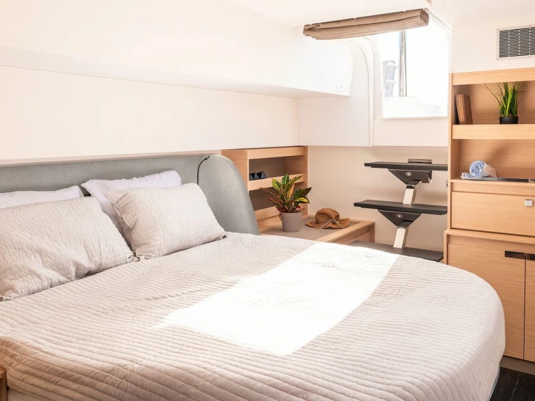 Katamaran mieten in Cannes - Fountaine Pajot Aura 51