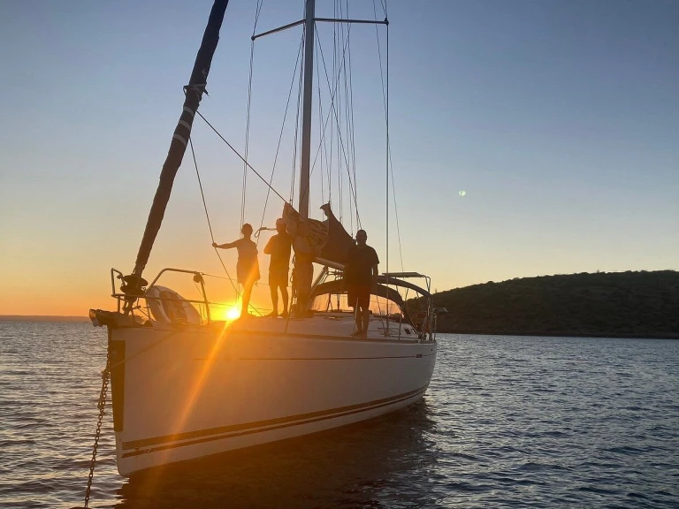 Segelboot mit oder ohne Skipper Custom Made mieten in La Paz