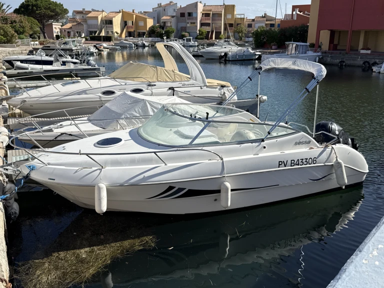 Ein Sessa Marine Islamorada 21 mieten in Frankreich