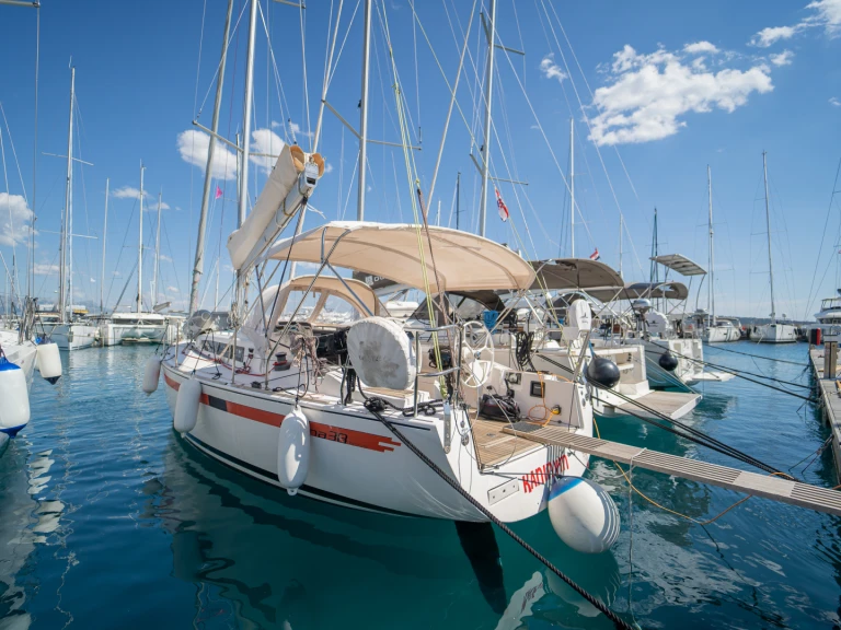 Ein Salona Salona 38 mieten in Kaštela