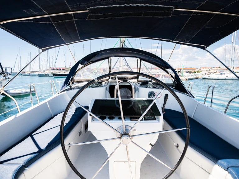 Bootsverleih Bénéteau Oceanis 411 Clipper Pirovac Samboat