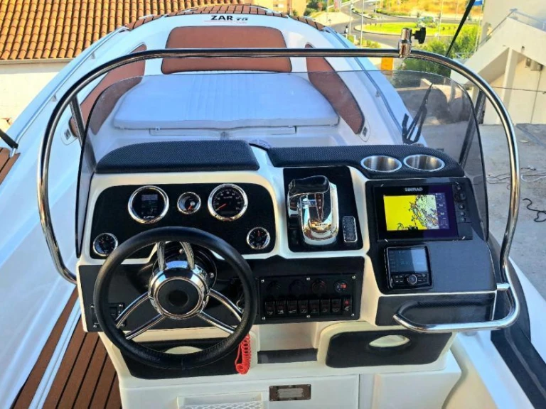 Schlauchboot mieten in Split - Zar Zar 75 Suite