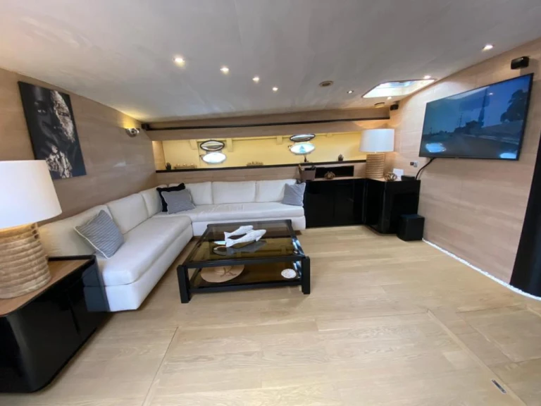 YachtCharter in Ornós - Palmer Johnson Palmer Johnson 80 auf SamBoat