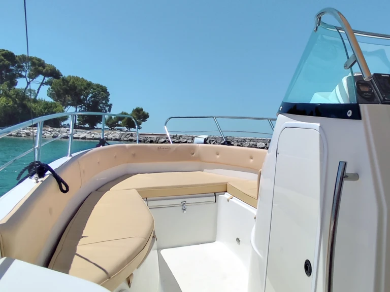 Ein Marinello Eden 26 Open mieten in Poreč