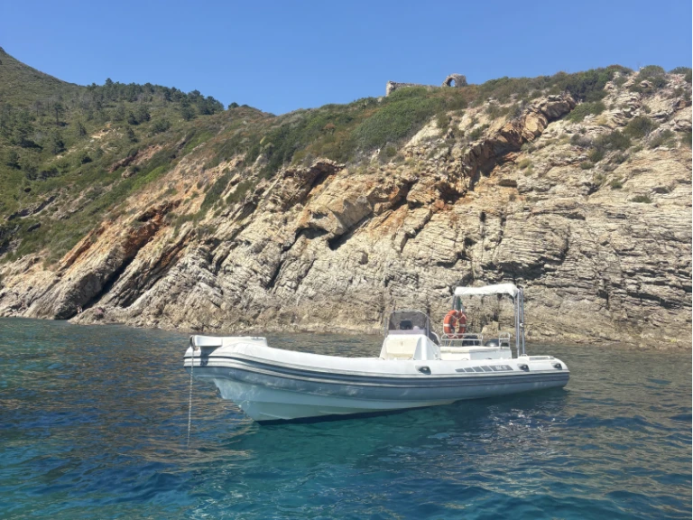 Ein Bsc BSC 75 mieten in Castiglione della Pescaia