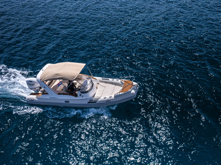 Aquamax B 23 F mieten Hvar