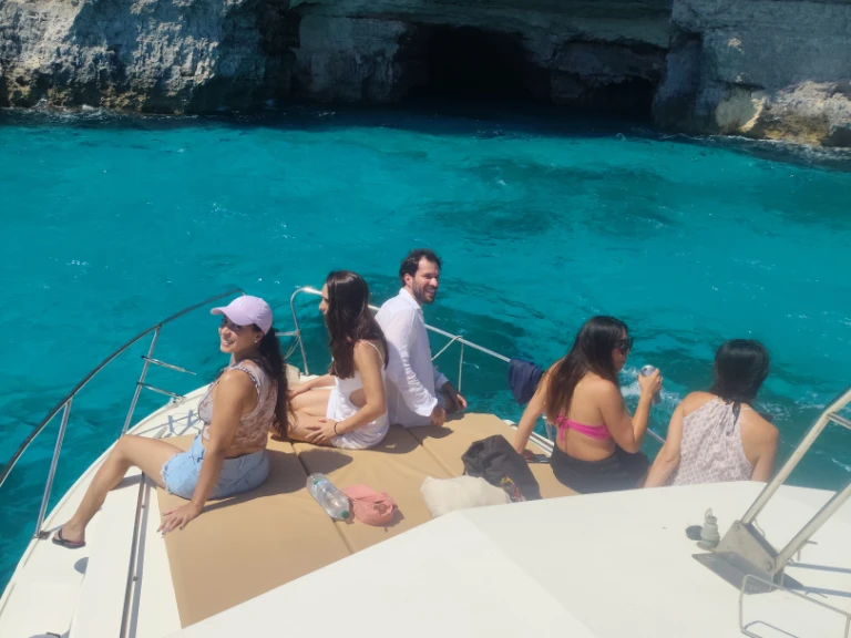 Vermietung Yacht Ferretti mit Führerschein