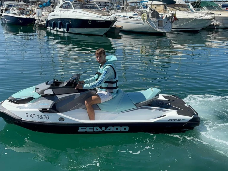 Bootsverleih Sea-Doo Gtx pro 130 Alicante Samboat