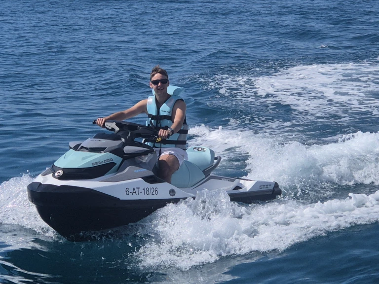 Jetski mit oder ohne Skipper Sea-Doo mieten in Alicante